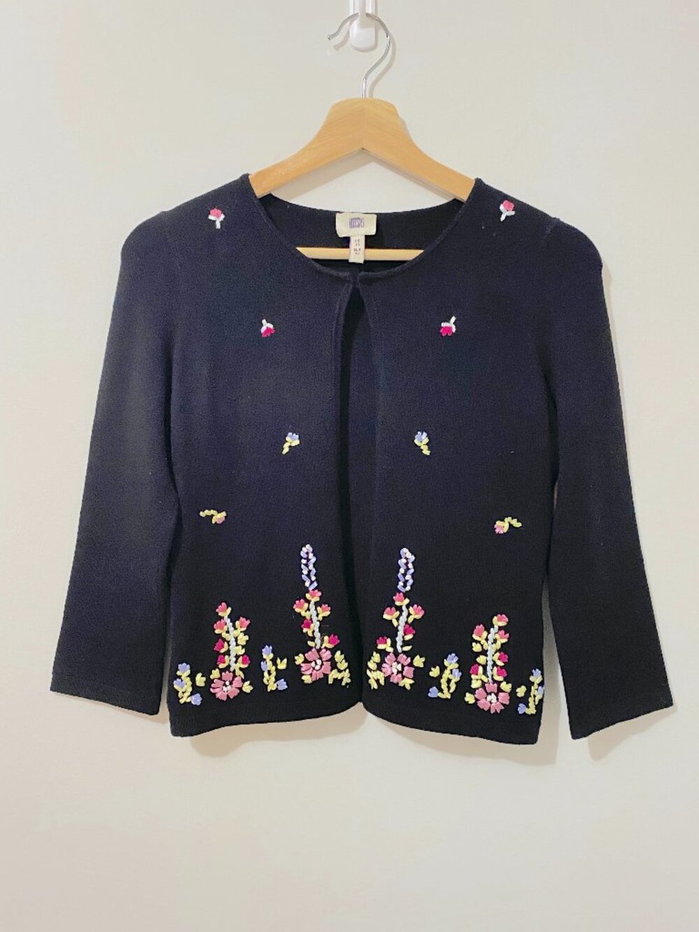 Vintage 90s Y2K Floral Embroidered Black Cardigan Cropped Whimsical Cottagecore